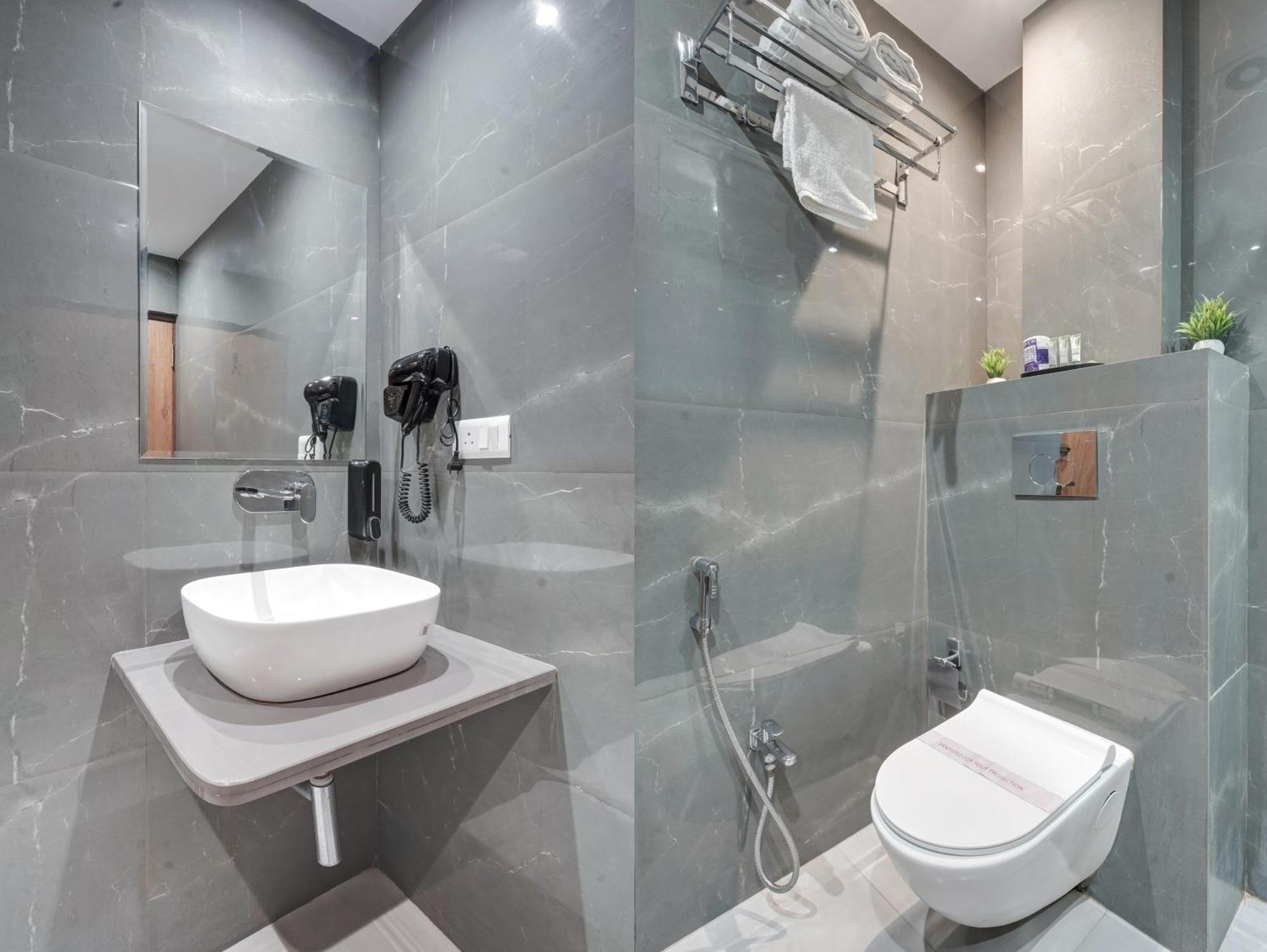 Hotel Saina International New Delhi Extérieur photo