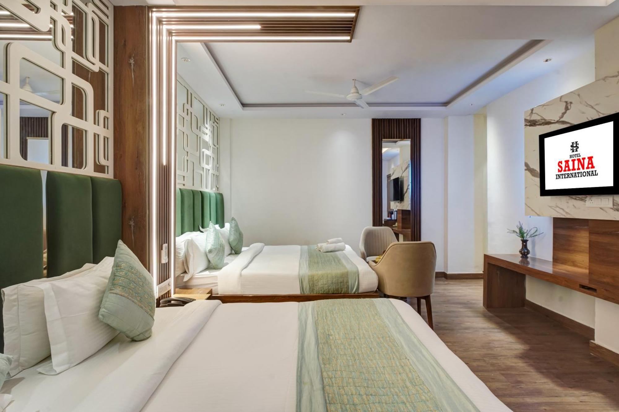 Hotel Saina International New Delhi Extérieur photo
